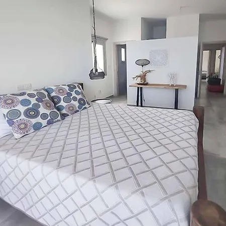 Latchi Infinity Blue