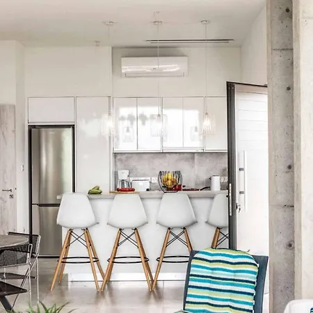 Latchi Infinity Blue