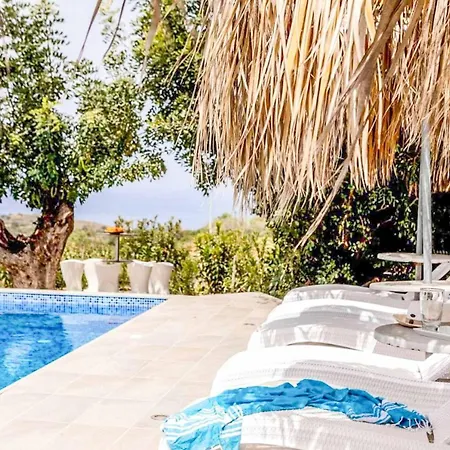 Villa Latchi Infinity Blue *