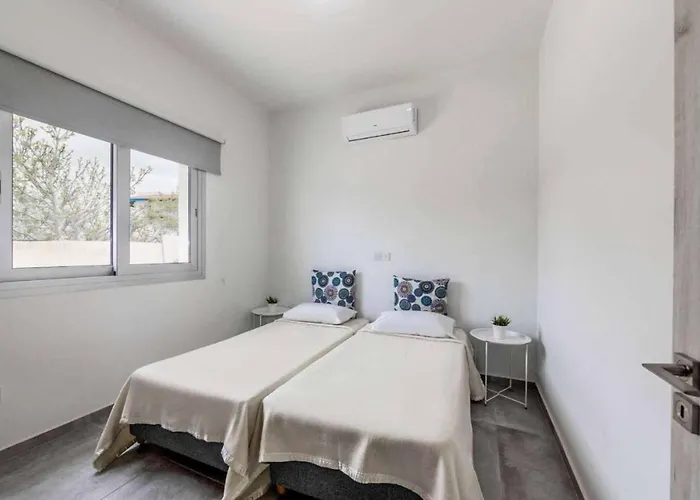 Latchi Infinity Blue